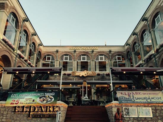 Elpare Cafe & Restaurant